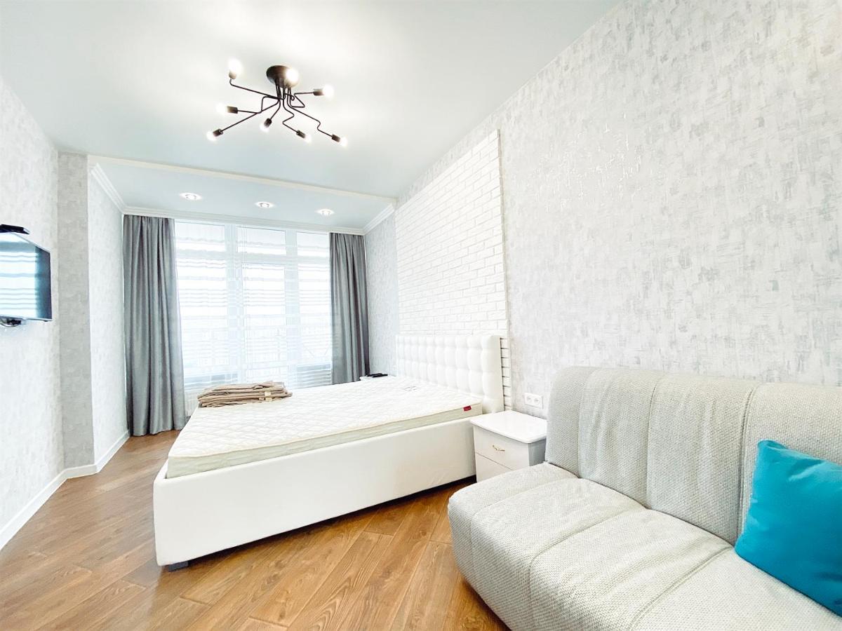 Skyview Apartments Odesa Exterior foto